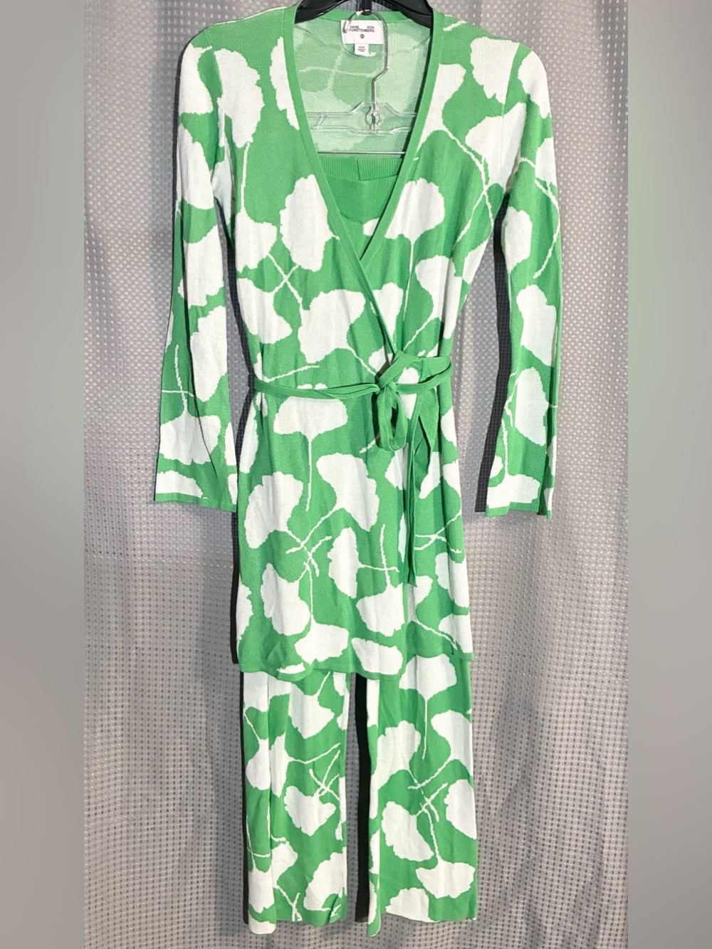 Diane Von Furstenberg Retro Sweater Set Sz XXS Wrap Cardigan Dress Pants Target
